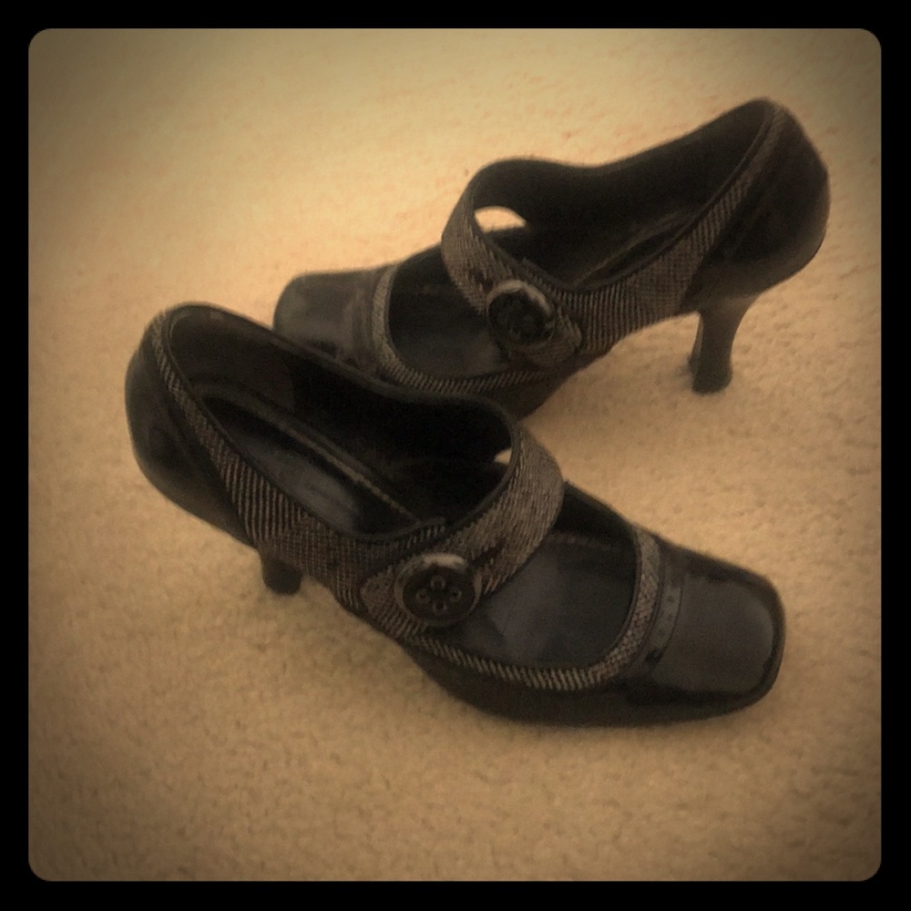 Linea Paolo Pumps - Picture 1 of 8